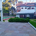 Residencial Lago Negro